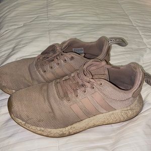 Adidas blush tennis shoes